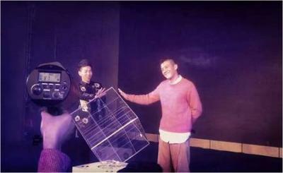 發(fā)光魔方啟動(dòng)